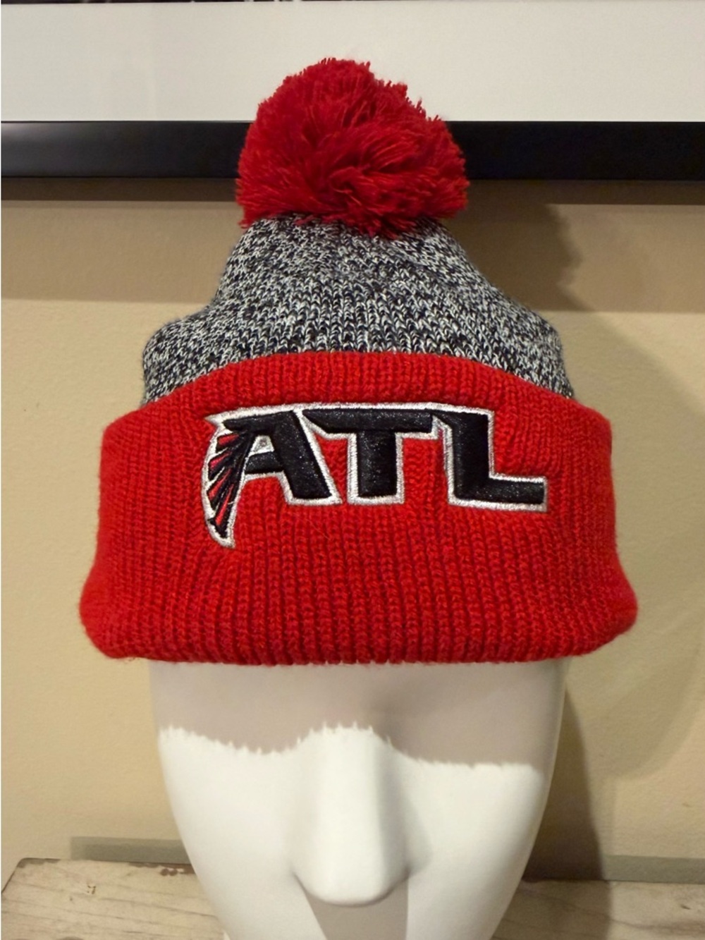 Atlanta Falcons '47 Brand Pom Beanie Hat - Grey Red ATL Logo NFL